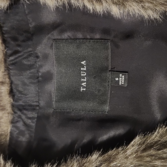 NWOT Talula Aritzia Park Slope Faux Fur Vest Brown S - Picture 4 of 9